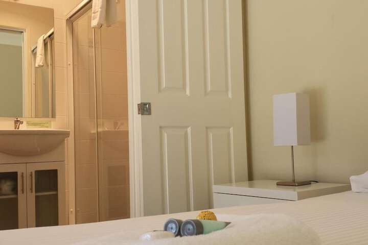 Room 11 of 50