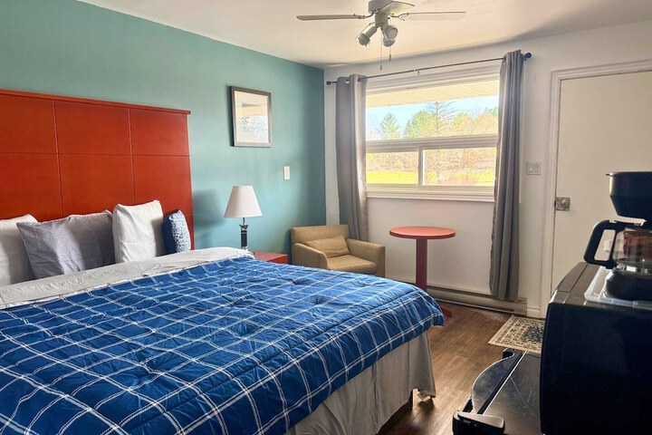 Room 31 of 64