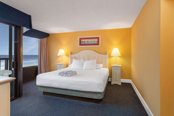 Room 15 of 134