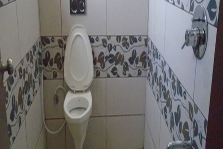 Room 10 of 15