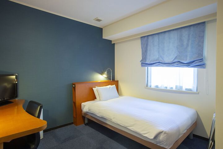 Room 16 of 78