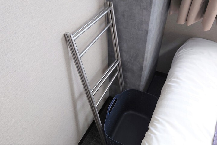 Room 10 of 120