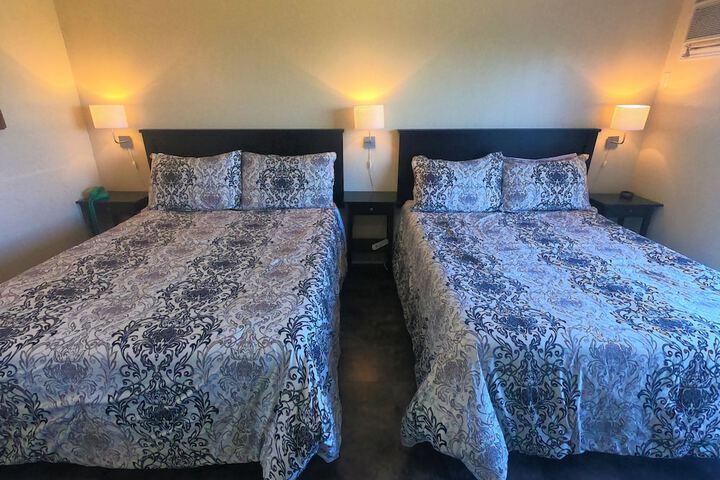 Room 16 of 53