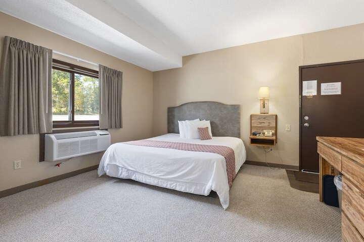 Room 2 of 14