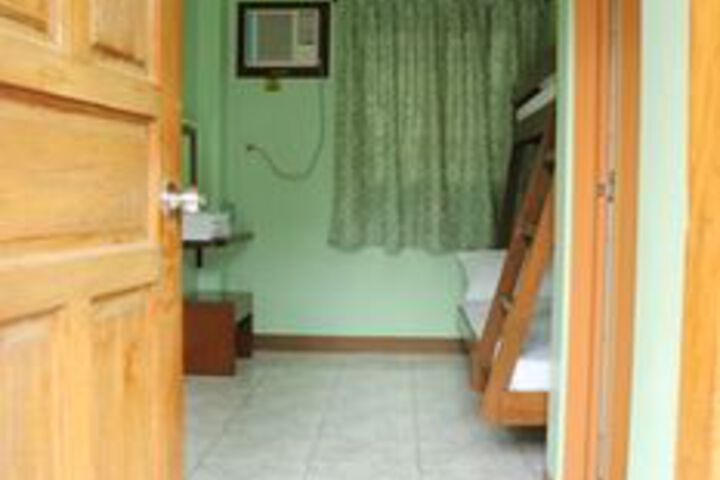 Room 11 of 35