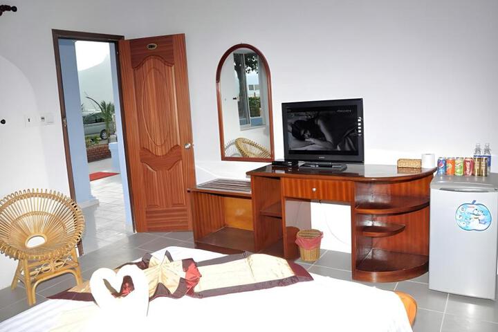 Hotel Suite Photo