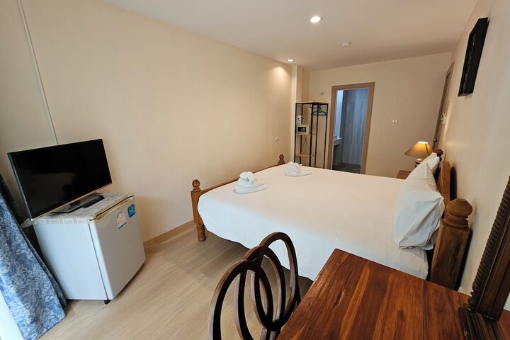 Room 12 of 43