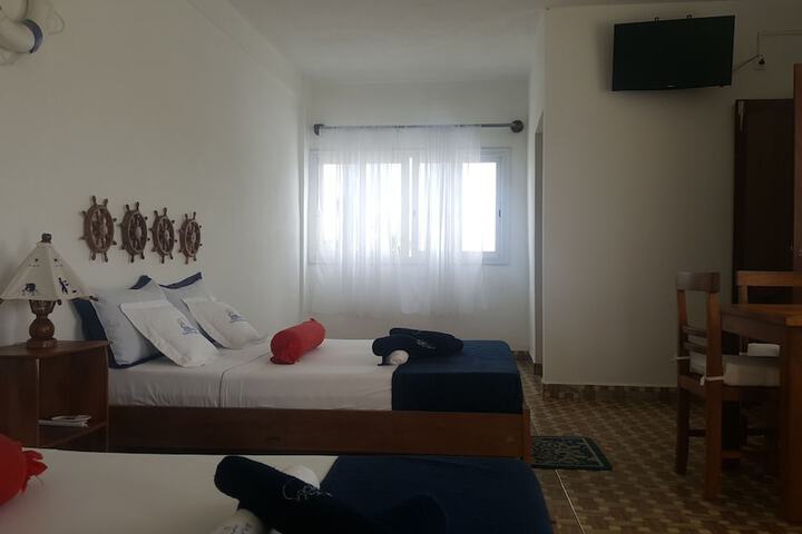 Room 27 of 28