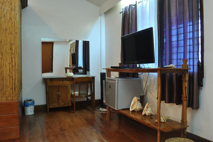 Room 84 of 165
