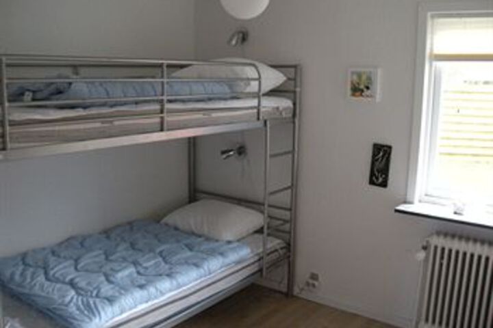 Room 11 of 27