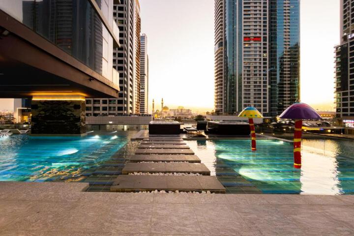 SettlerHomes - MBL Royal - Near Metro