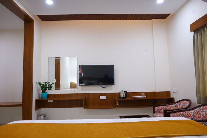 Room 7 of 52
