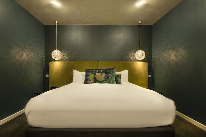 Room 47 of 92