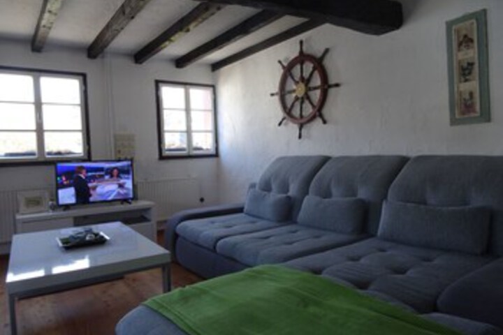 Room 28 of 30