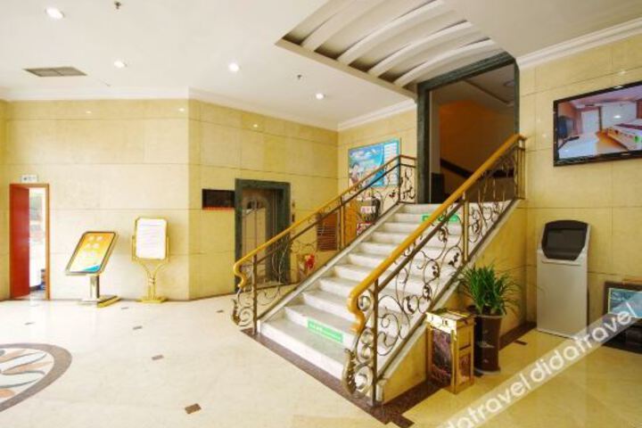 Hotel Interior 9 of 22
