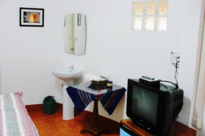 Photo 25