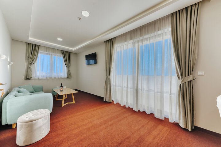 Room 35 of 56