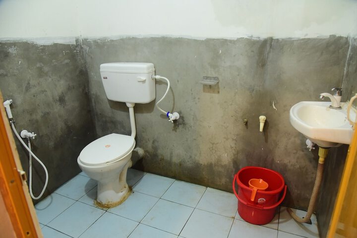 Room 12 of 13