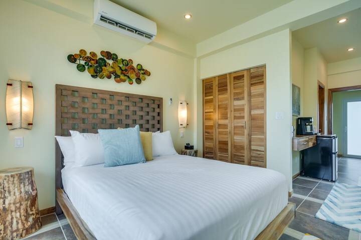 Room 3 of 81