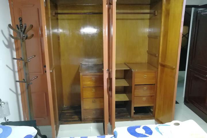 Room 9 of 60