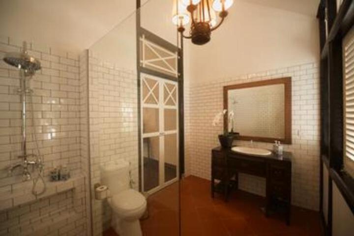 Photo 28
