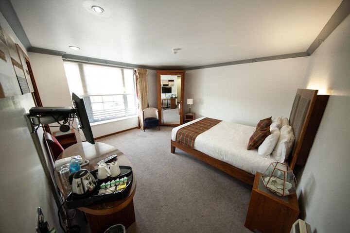 Room 17 of 56