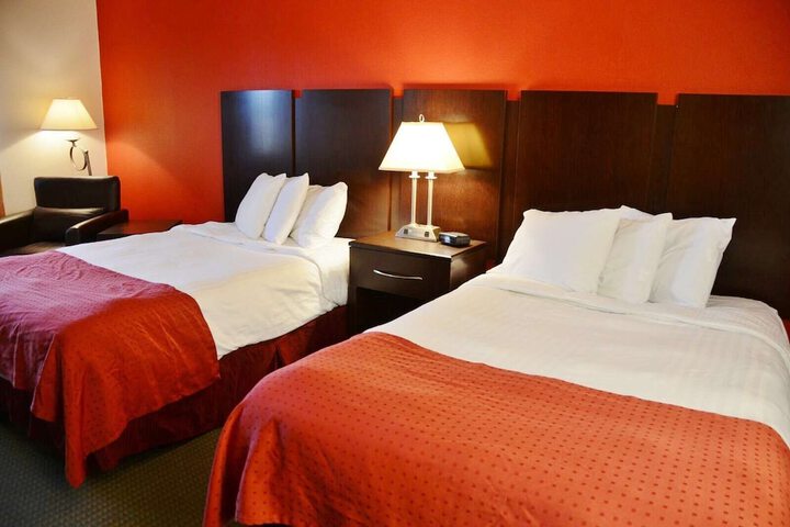 Double Deluxe King Bed (4 of 4)