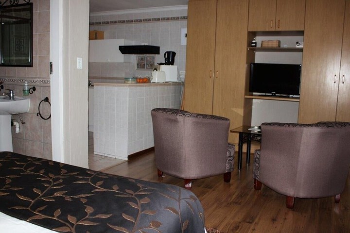Room 13 of 70