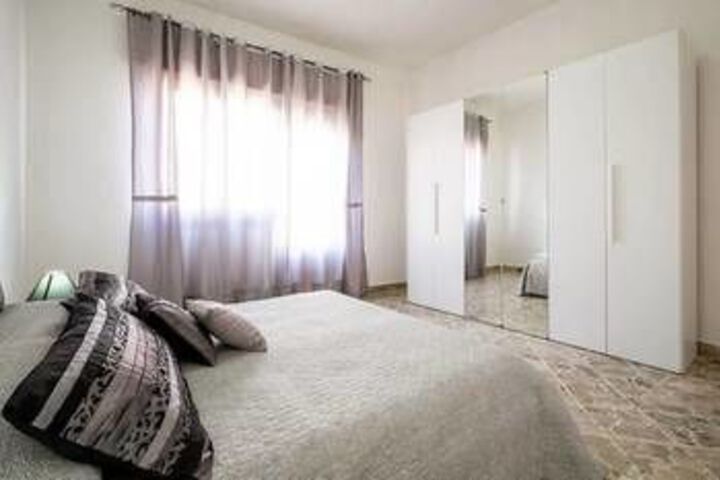 Room 9 of 49