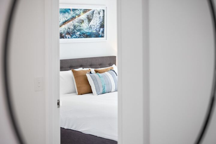 Room 6 of 53