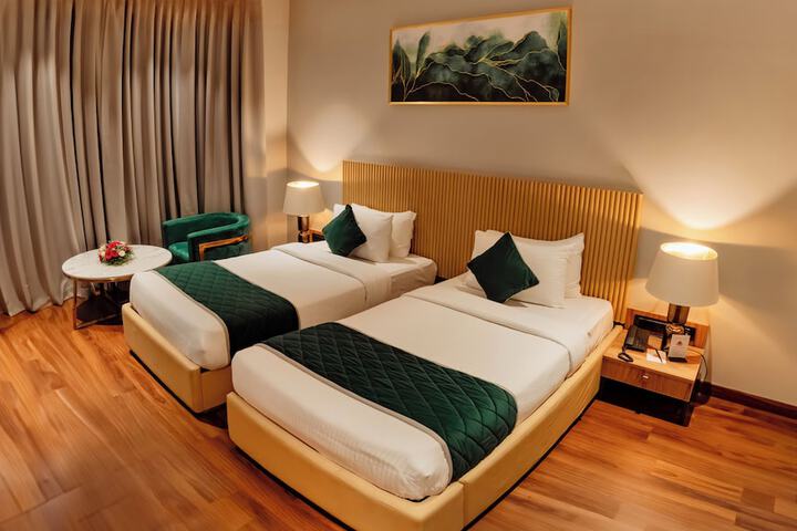 Room 8 of 39