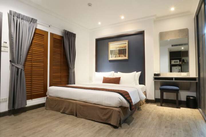 Room 15 of 60