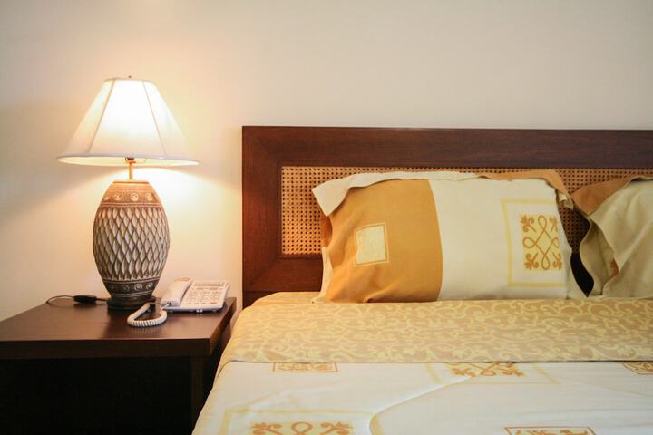 Room 7 of 38