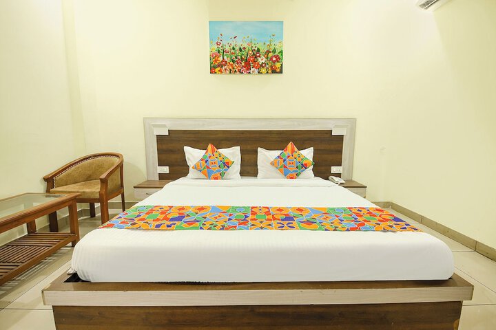 Room 12 of 39