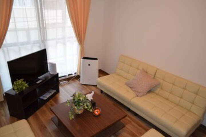 Room 73 of 84