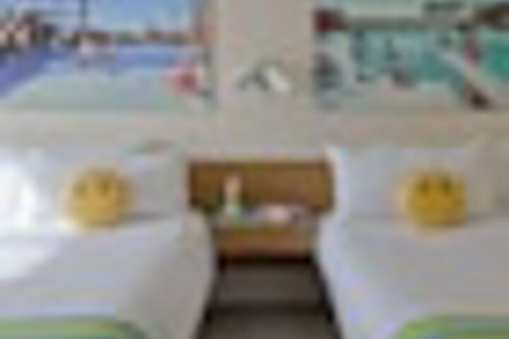 Room 68 of 255