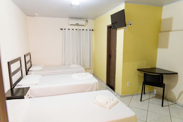 Room 10 of 48