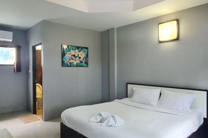 Room 14 of 133