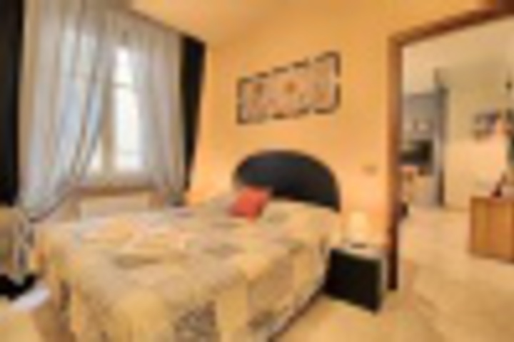 Room 376 of 528