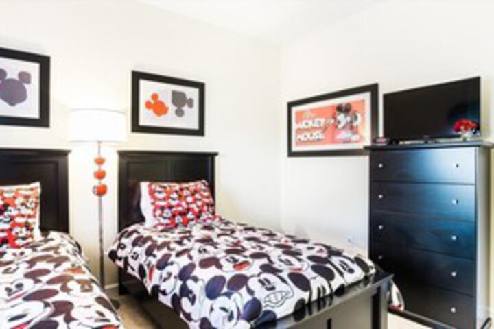 Room 18 of 19
