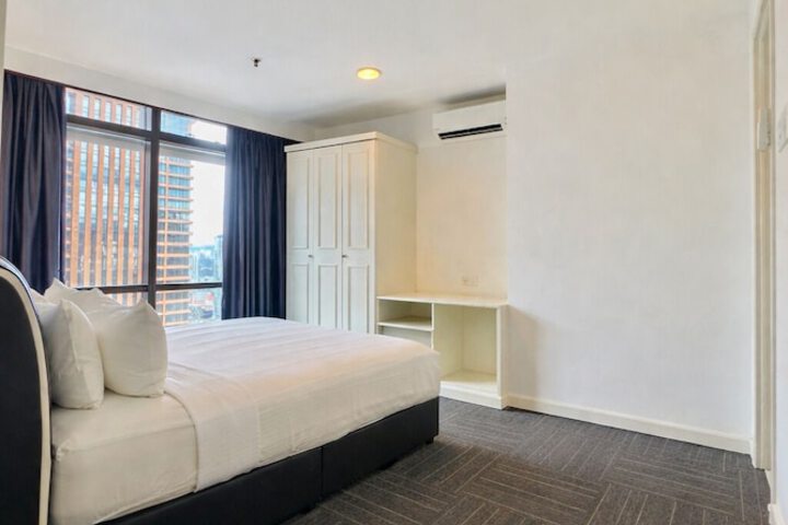 Room 9 of 95