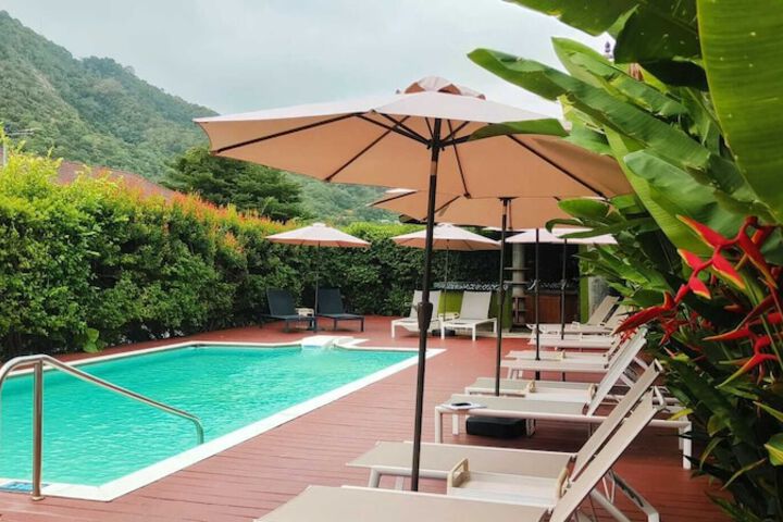 Pool 31 of 58