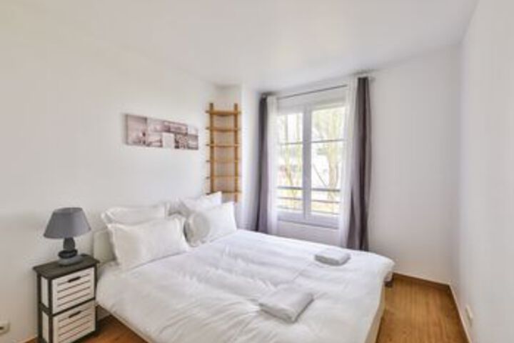 Room 5 of 23