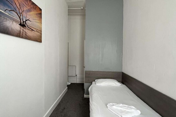 Room 7 of 54