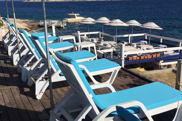 Arya Karaburun in Karaburun