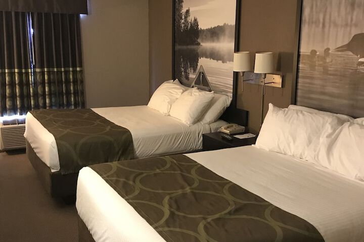 Room 6 of 39