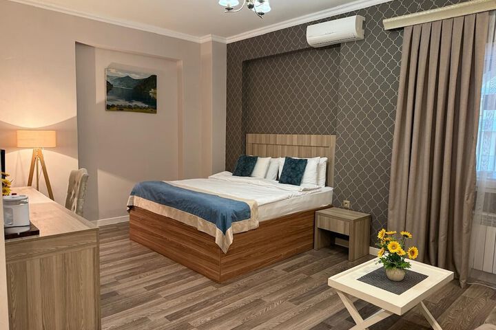 Room 17 of 23