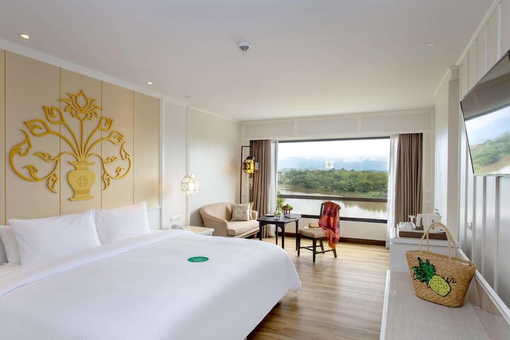 Room 46 of 182
