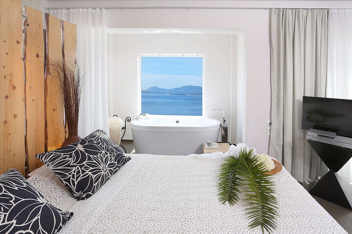 Room 34 of 68