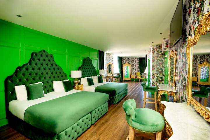 Room 101 of 194